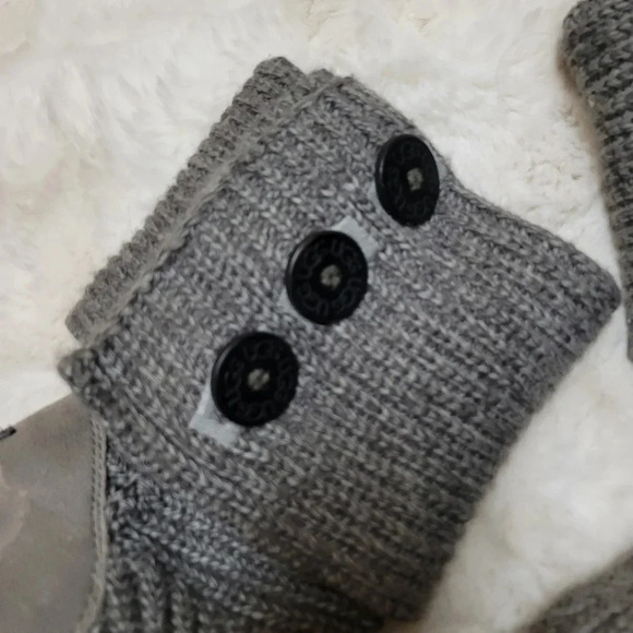 UGG Classic Cardy Knit Boots Womens Size 7 Gray - Picture 3 of 9
